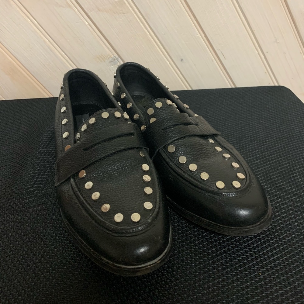 Steven Madden studded flats